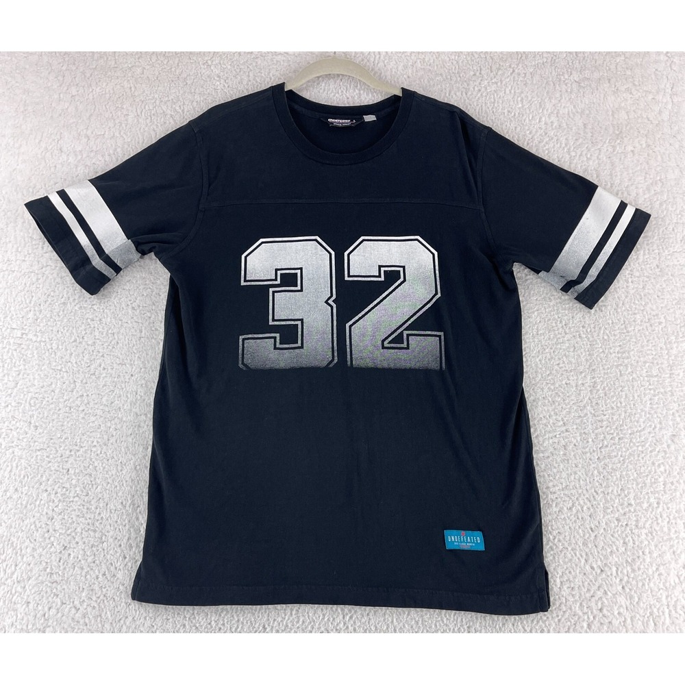 Undefeated Black Grade A Football T-Shirt Mens Short Sleeve Crew Neck Size Large